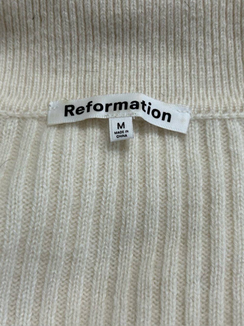 Reformation Fantino Cashmere Ribbed Button-Down Cardigan Sweater - Picture 5 of 7